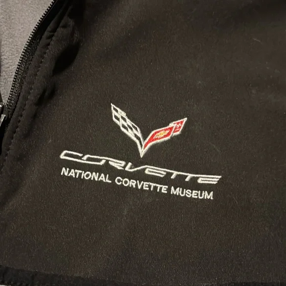 National Corvette Museum C7 Logo jacket (M) EUC! - Picture 2 of 13